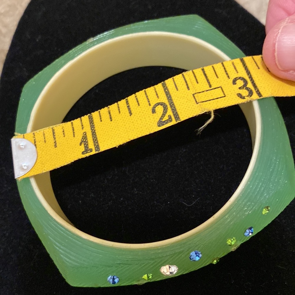3 Acrylic Bangle Bracelets - Picture 7 of 7